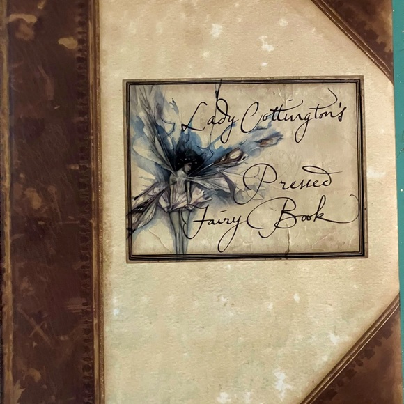 Do You Believe In Fairies? ~ Lady Cottington’s Pressed Fairy Book - Picture 1 of 11